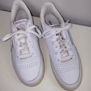 Reebok Womens Club C 85 Vintage Shoes White/Chalk/Infused Lilac Sneaker Size 9
